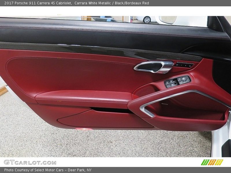 Carrara White Metallic / Black/Bordeaux Red 2017 Porsche 911 Carrera 4S Cabriolet