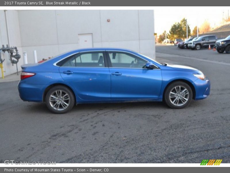 Blue Streak Metallic / Black 2017 Toyota Camry SE
