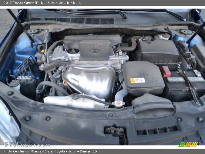 Blue Streak Metallic / Black 2017 Toyota Camry SE