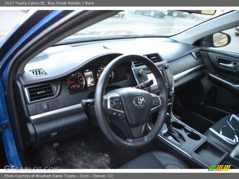 Blue Streak Metallic / Black 2017 Toyota Camry SE