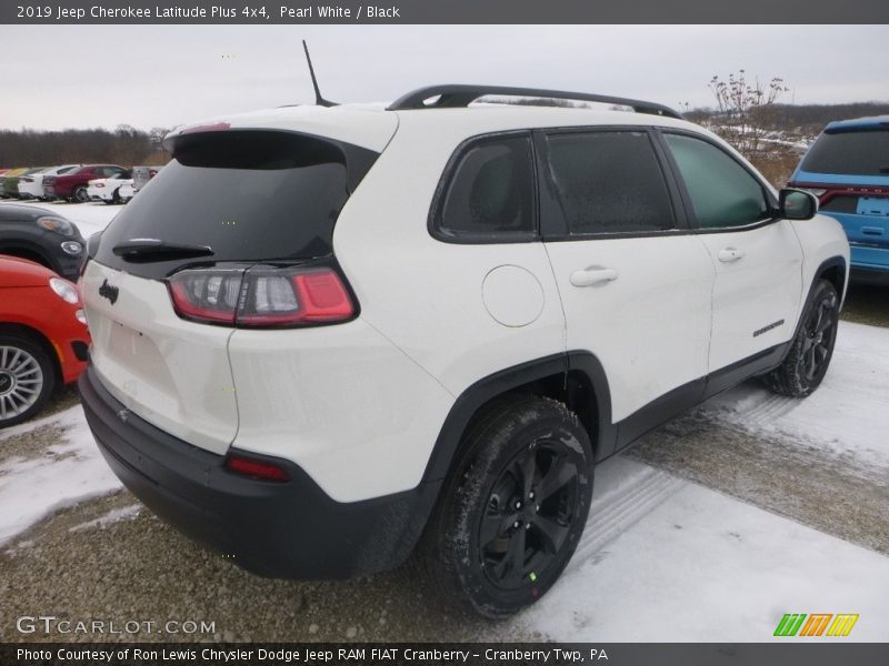 Pearl White / Black 2019 Jeep Cherokee Latitude Plus 4x4