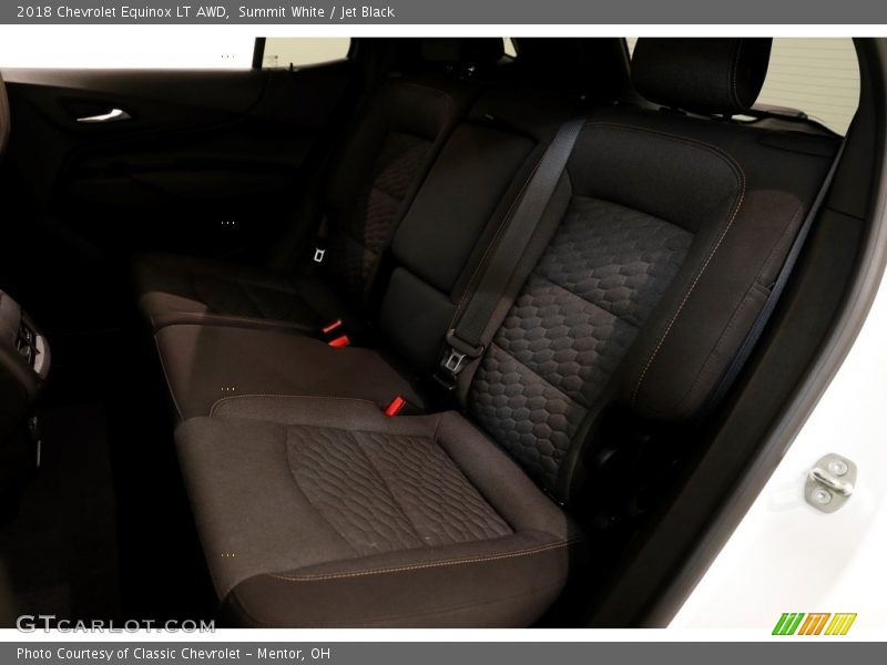 Summit White / Jet Black 2018 Chevrolet Equinox LT AWD