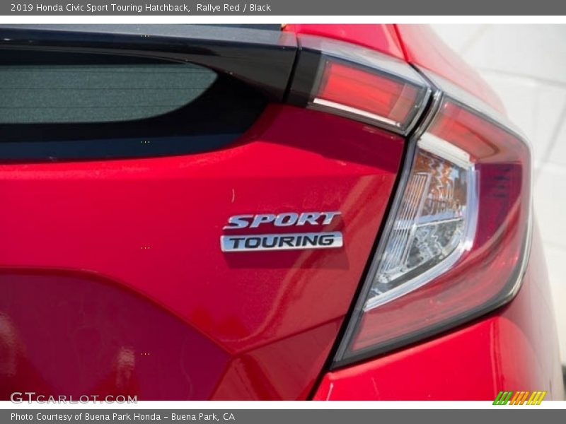  2019 Civic Sport Touring Hatchback Logo