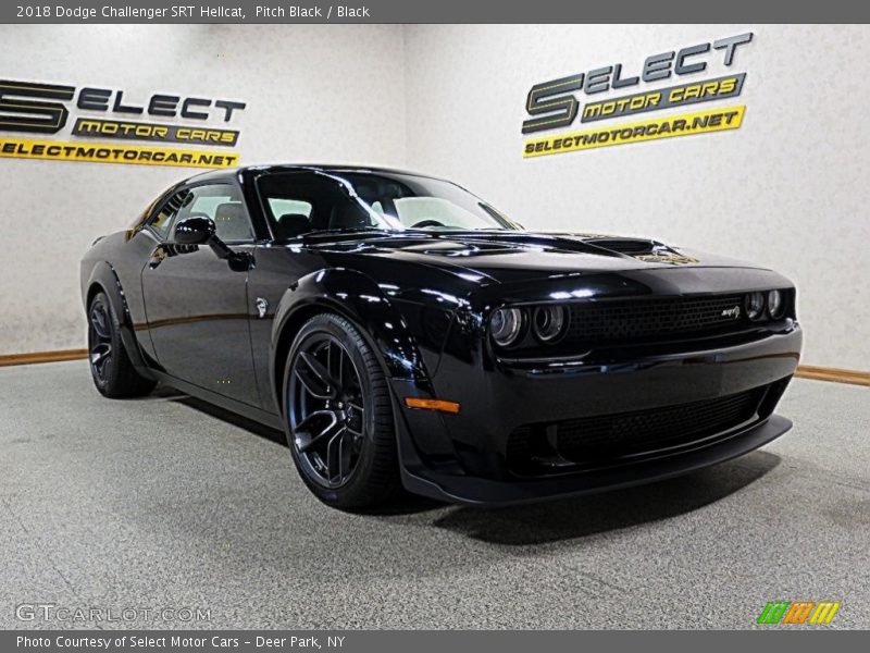 Pitch Black / Black 2018 Dodge Challenger SRT Hellcat