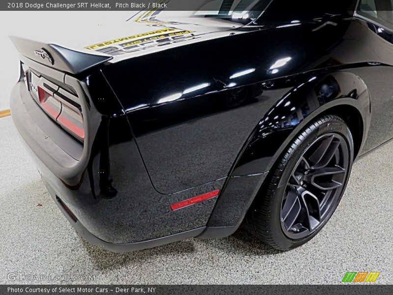Pitch Black / Black 2018 Dodge Challenger SRT Hellcat