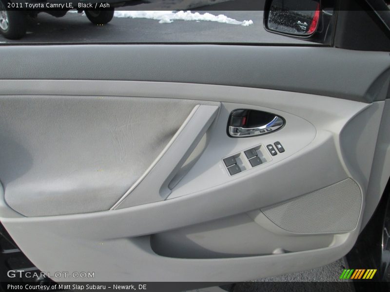 Black / Ash 2011 Toyota Camry LE