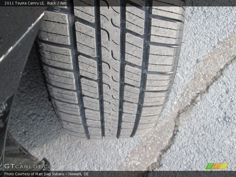 Black / Ash 2011 Toyota Camry LE