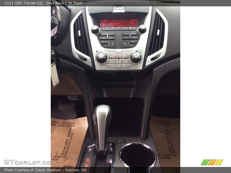 Onyx Black / Jet Black 2011 GMC Terrain SLE