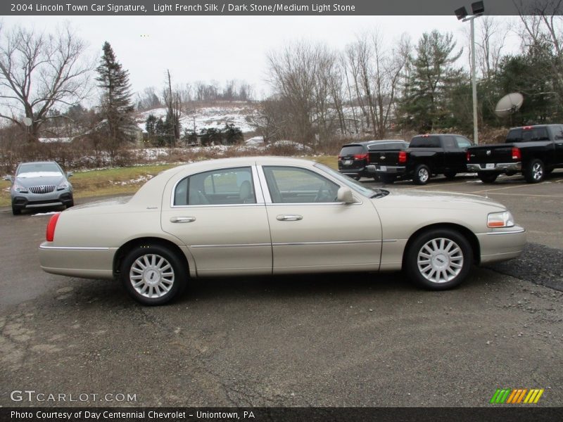 Light French Silk / Dark Stone/Medium Light Stone 2004 Lincoln Town Car Signature