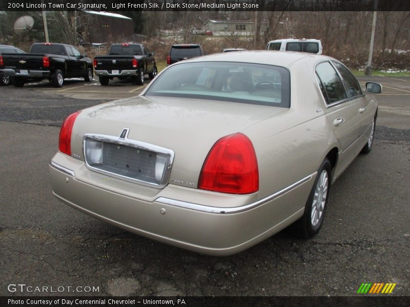 Light French Silk / Dark Stone/Medium Light Stone 2004 Lincoln Town Car Signature