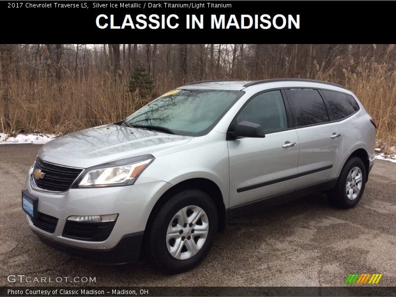Silver Ice Metallic / Dark Titanium/Light Titanium 2017 Chevrolet Traverse LS