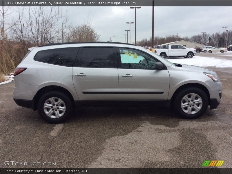 Silver Ice Metallic / Dark Titanium/Light Titanium 2017 Chevrolet Traverse LS
