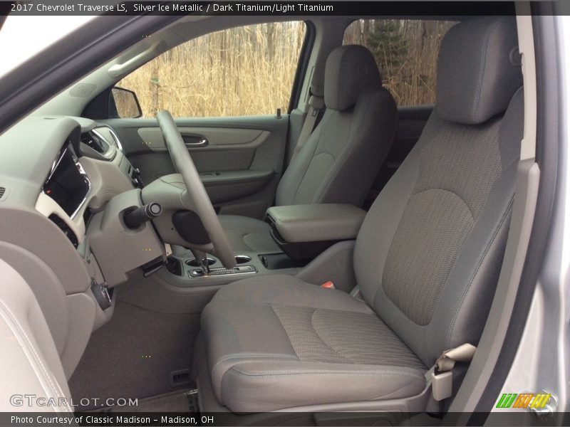 Silver Ice Metallic / Dark Titanium/Light Titanium 2017 Chevrolet Traverse LS