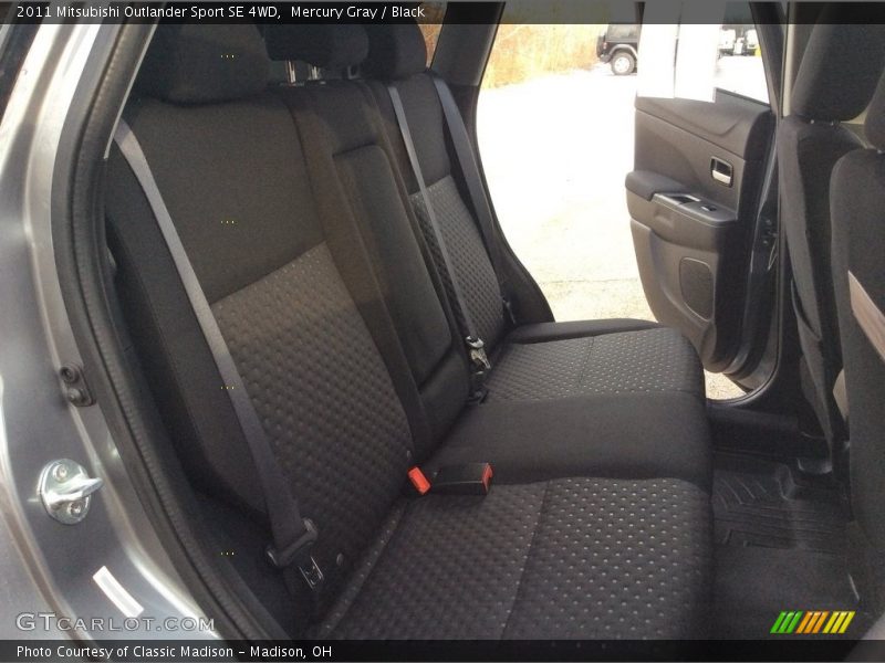 Mercury Gray / Black 2011 Mitsubishi Outlander Sport SE 4WD