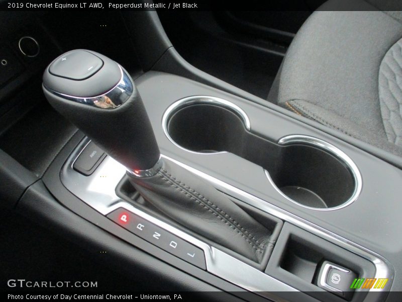 Pepperdust Metallic / Jet Black 2019 Chevrolet Equinox LT AWD