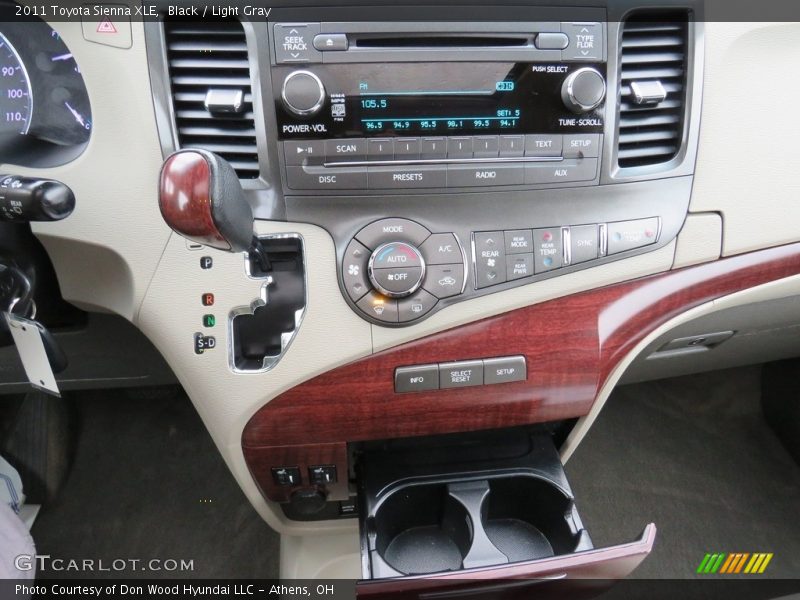 Black / Light Gray 2011 Toyota Sienna XLE