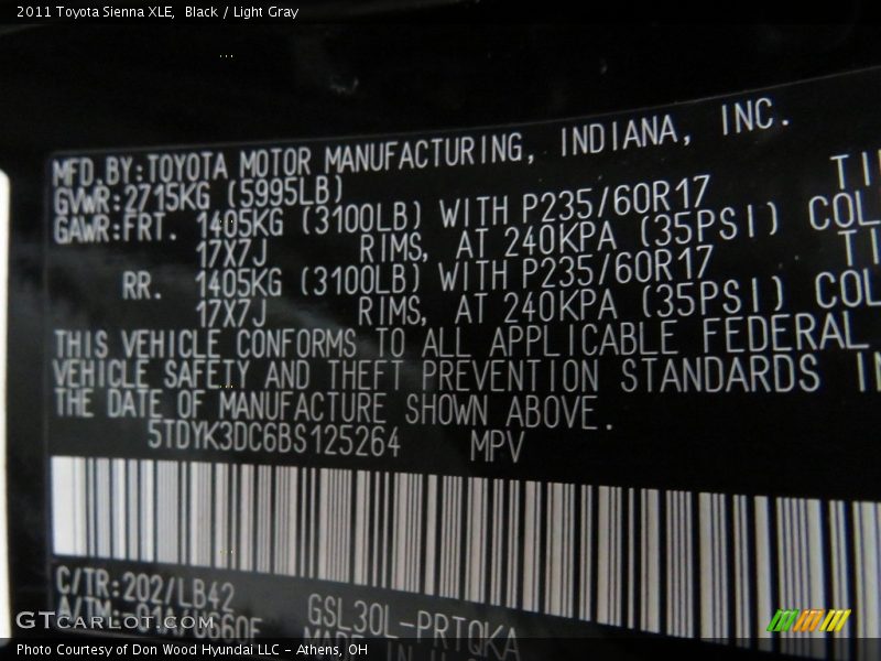 Black / Light Gray 2011 Toyota Sienna XLE