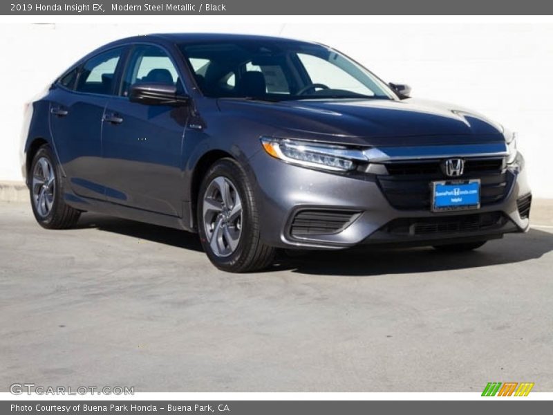 Modern Steel Metallic / Black 2019 Honda Insight EX