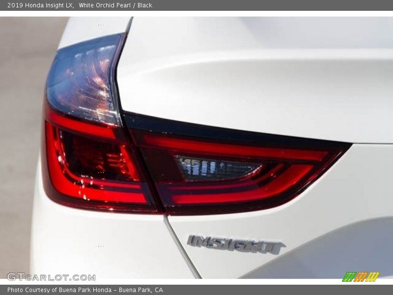 White Orchid Pearl / Black 2019 Honda Insight LX