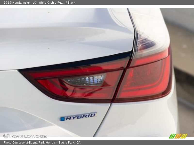 White Orchid Pearl / Black 2019 Honda Insight LX