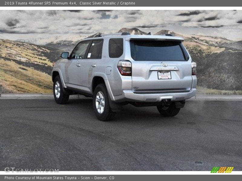 Classic Silver Metallic / Graphite 2019 Toyota 4Runner SR5 Premium 4x4