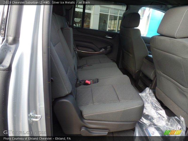 Silver Ice Metallic / Jet Black 2019 Chevrolet Suburban LS 4WD