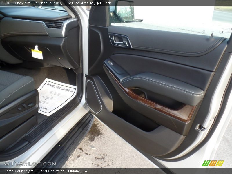 Silver Ice Metallic / Jet Black 2019 Chevrolet Suburban LS 4WD