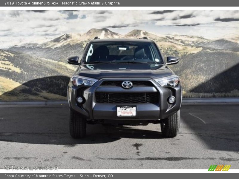 Magnetic Gray Metallic / Graphite 2019 Toyota 4Runner SR5 4x4