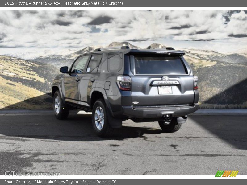 Magnetic Gray Metallic / Graphite 2019 Toyota 4Runner SR5 4x4