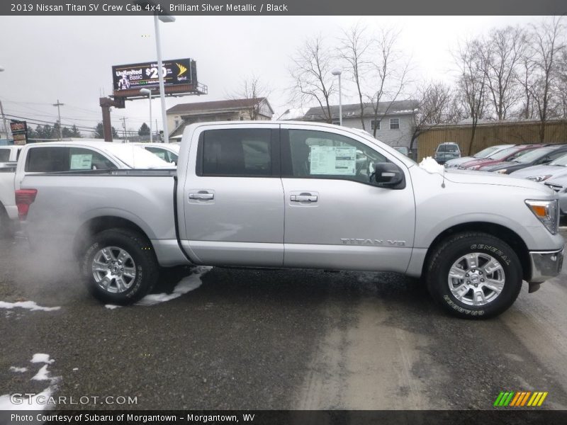 Brilliant Silver Metallic / Black 2019 Nissan Titan SV Crew Cab 4x4