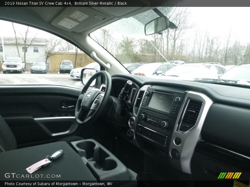 Brilliant Silver Metallic / Black 2019 Nissan Titan SV Crew Cab 4x4