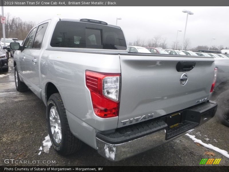 Brilliant Silver Metallic / Black 2019 Nissan Titan SV Crew Cab 4x4