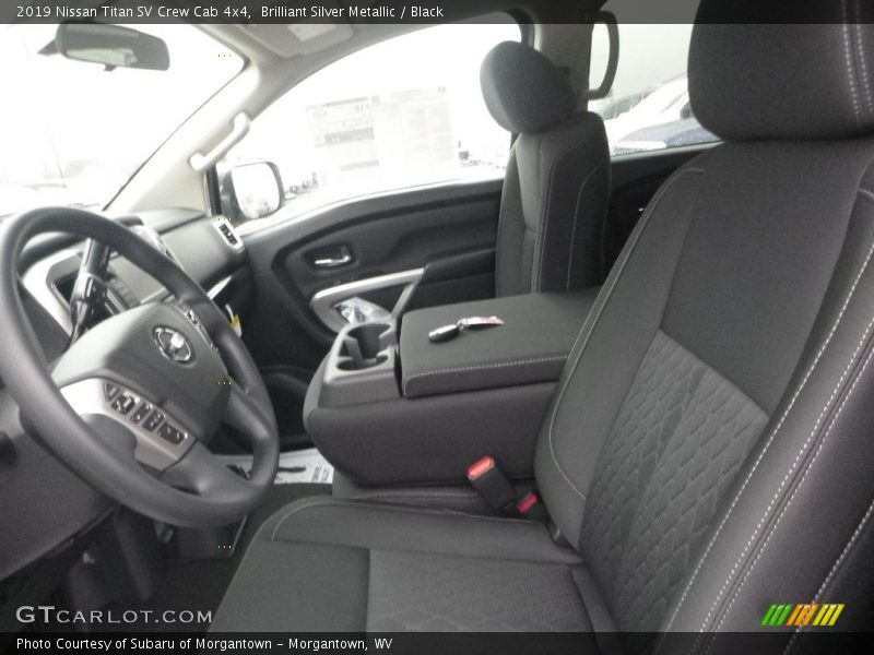 Brilliant Silver Metallic / Black 2019 Nissan Titan SV Crew Cab 4x4