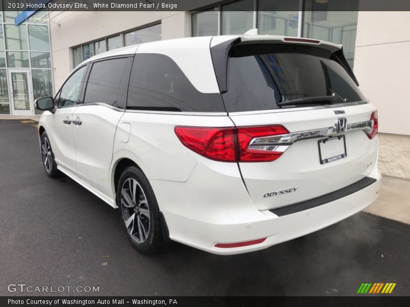 White Diamond Pearl / Beige 2019 Honda Odyssey Elite