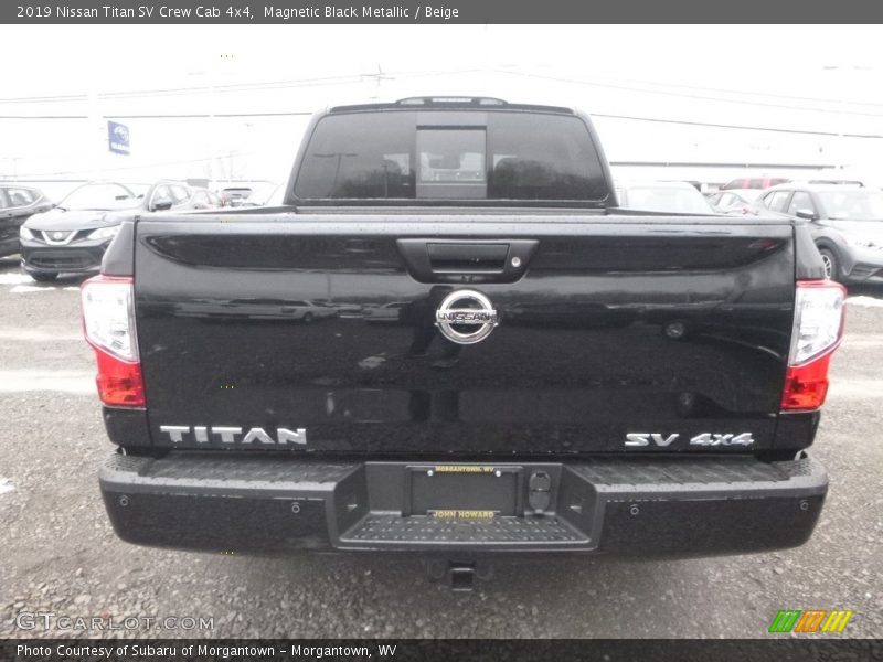 Magnetic Black Metallic / Beige 2019 Nissan Titan SV Crew Cab 4x4