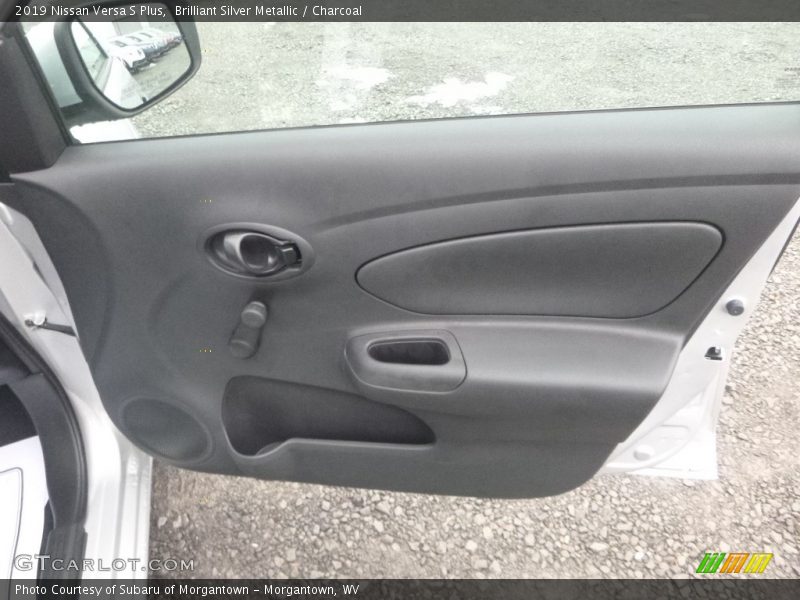 Brilliant Silver Metallic / Charcoal 2019 Nissan Versa S Plus