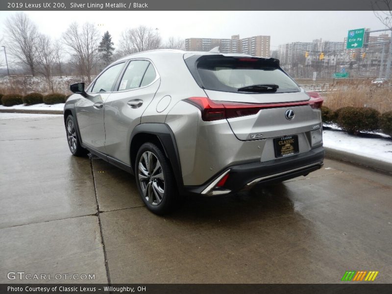 Silver Lining Metallic / Black 2019 Lexus UX 200