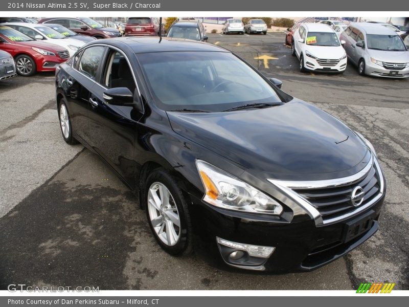 Super Black / Charcoal 2014 Nissan Altima 2.5 SV