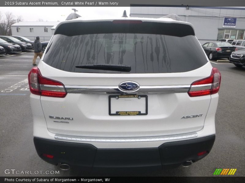 Crystal White Pearl / Warm Ivory 2019 Subaru Ascent Premium