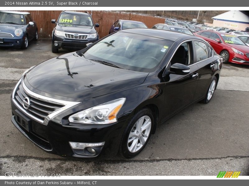 Super Black / Charcoal 2014 Nissan Altima 2.5 SV