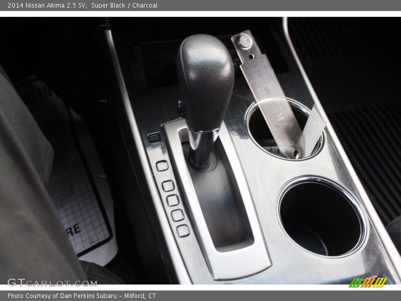 Super Black / Charcoal 2014 Nissan Altima 2.5 SV
