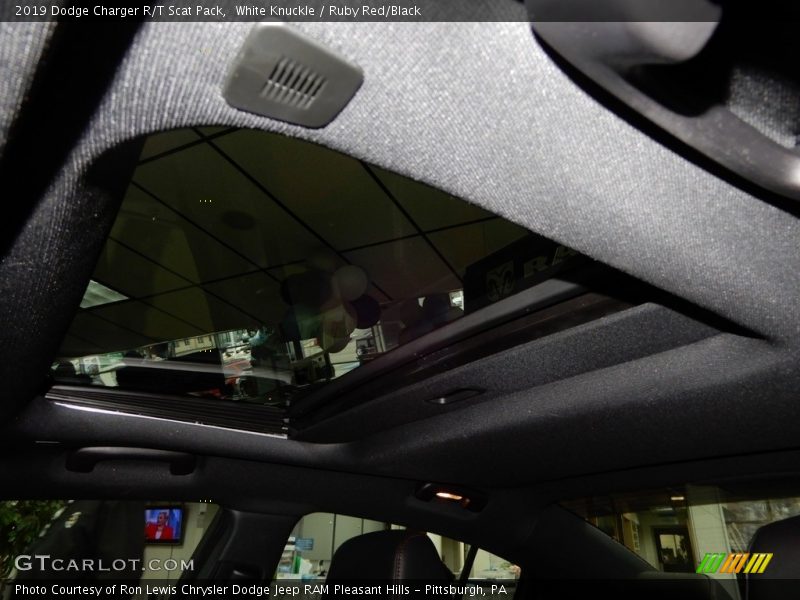 White Knuckle / Ruby Red/Black 2019 Dodge Charger R/T Scat Pack