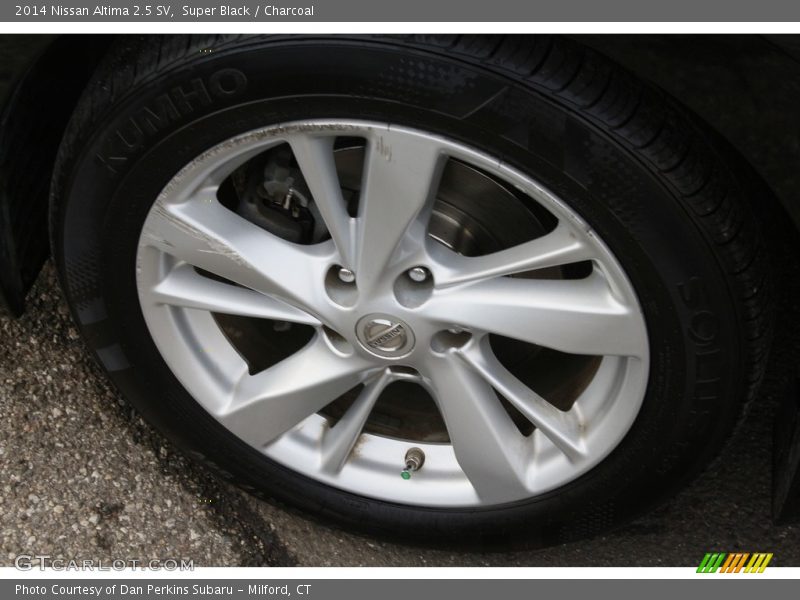 Super Black / Charcoal 2014 Nissan Altima 2.5 SV