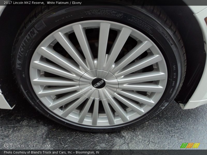 White Platinum / Ebony 2017 Lincoln MKZ Reserve