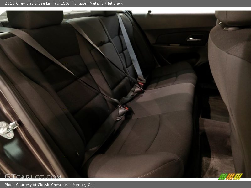 Tungsten Metallic / Jet Black 2016 Chevrolet Cruze Limited ECO