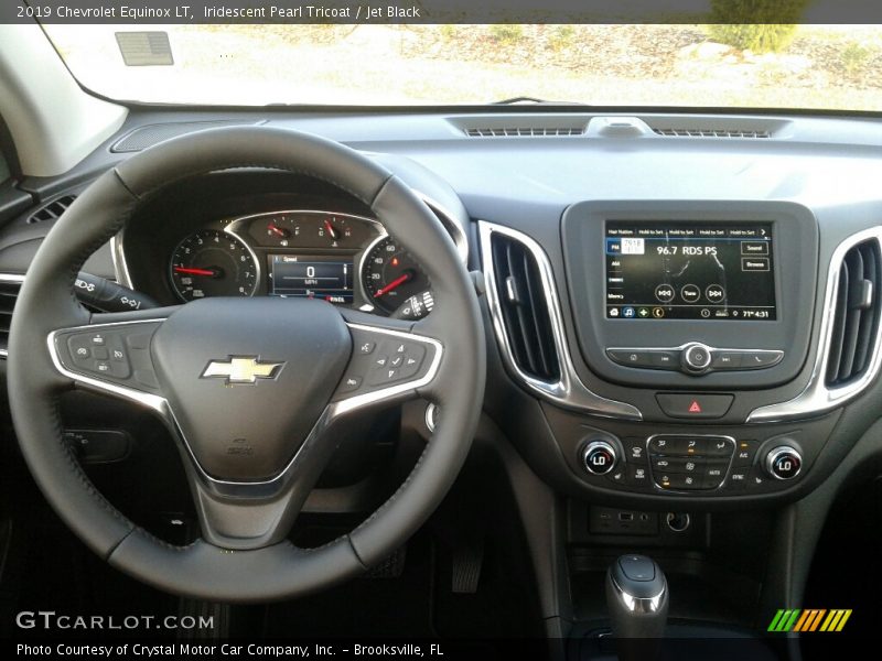 Iridescent Pearl Tricoat / Jet Black 2019 Chevrolet Equinox LT