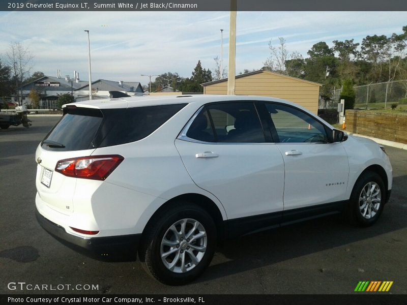 Summit White / Jet Black/Cinnamon 2019 Chevrolet Equinox LT