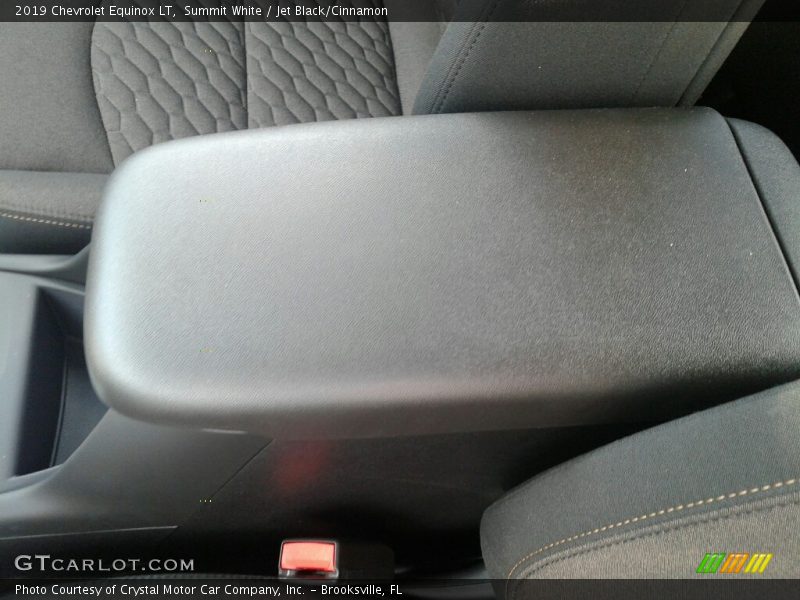 Summit White / Jet Black/Cinnamon 2019 Chevrolet Equinox LT