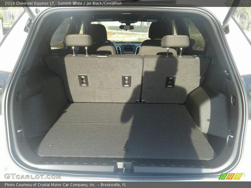 Summit White / Jet Black/Cinnamon 2019 Chevrolet Equinox LT