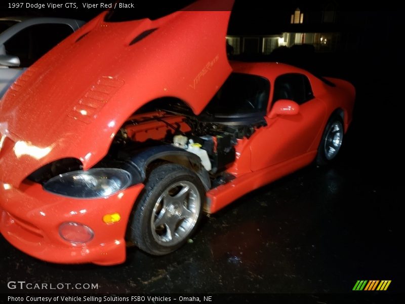 Viper Red / Black 1997 Dodge Viper GTS